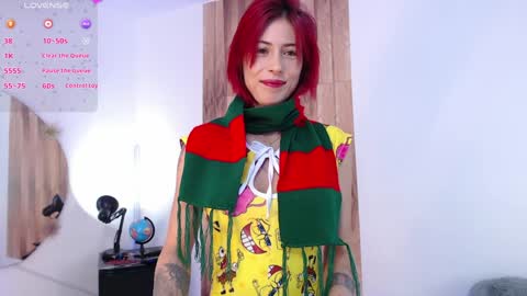 Snapshot of cassie_klein11 chatting on 12/16/24, 11:12 Susana independent model online show from 12/16/24, 11:12