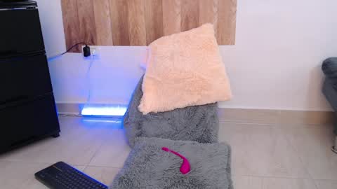 Snapshot of cassie_klein11 chatting on 12/16/24, 02:16 Susana independent model online show from 12/16/24, 02:16