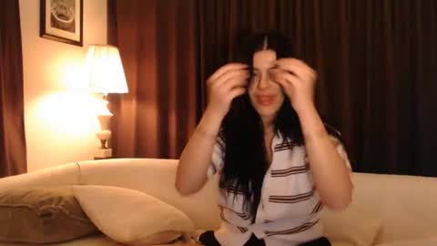 cassiealvarez online show from 06/19/26, 01:32