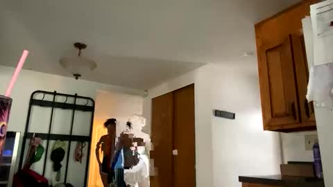 Snapshot of cassiecambridge chatting on 11/24/25, 06:40 cassiecambridge online show from 11/24/25, 06:40