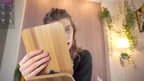 Snapshot of cassieholland chatting on 02/21/26, 08:04 Im Cassie3 online show from 02/21/26, 08:04