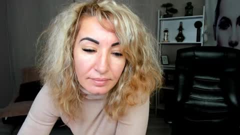 CassieJonas online show from 01/10/25, 09:23