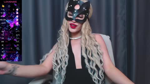 Snapshot of cassiemich chatting on 01/01/25, 01:37 Cassie online show from 01/01/25, 01:37