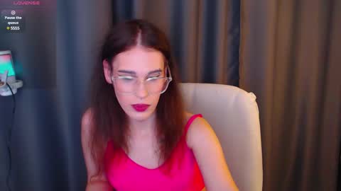 Snapshot of cassiemich chatting on 03/06/25, 07:54 Cassie online show from 03/06/25, 07:54