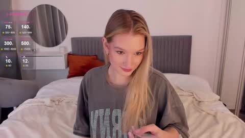 Angel 3 online show from 11/13/25, 01:21