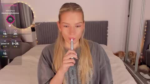 Angel 3 online show from 04/15/26, 09:05