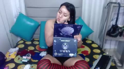cassiie_lane online show from 11/17/25, 10:04