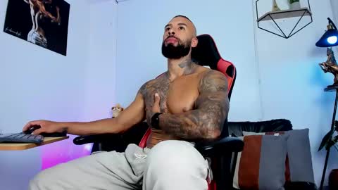 Matheo Brown online show from 03/12/25, 11:01