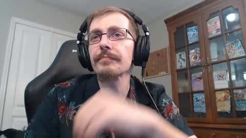 casuallycorrupt online show from 11/08/25, 04:34