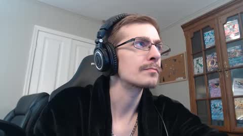 casuallycorrupt online show from 12/21/25, 10:33