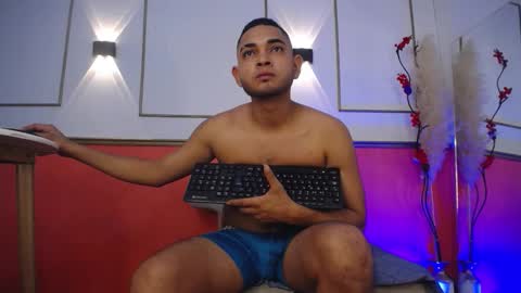 Snapshot of cat_2_ chatting on 11/07/25, 04:12 cat_2_ online show from 11/07/25, 04:12