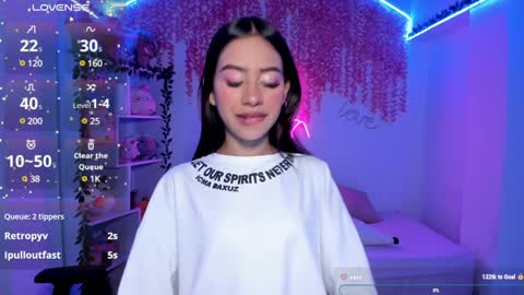 Snapshot of cat_kitty18 chatting on 01/22/25, 06:41 Lorena Saenz online show from 01/22/25, 06:41