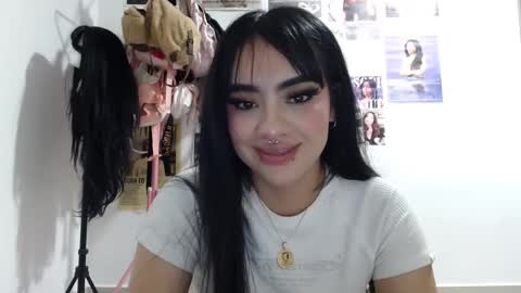 Mila online show from 10/13/25, 04:56
