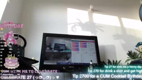 Snapshot of cat_salo chatting on 01/20/25, 10:15 Maria kittie  PVT model online show from 01/20/25, 10:15