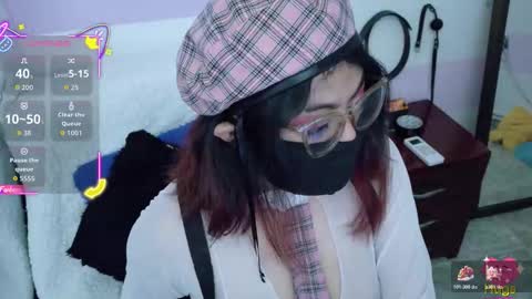 Snapshot of cat_white chatting on 11/11/25, 07:36 Cata online show from 11/11/25, 07:36