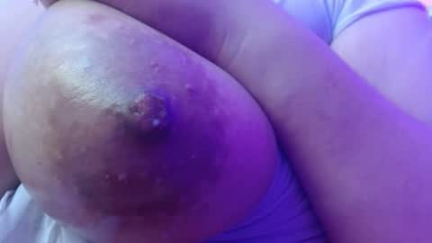 Snapshot of cata__gutierrez_ chatting on 12/15/24, 10:26 Cata online show from 12/15/24, 10:26