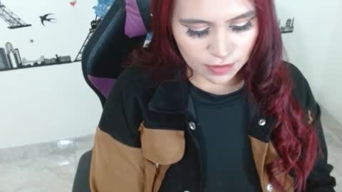 Snapshot of cata__gutierrez_ chatting on 02/06/25, 03:52 Cata online show from 02/06/25, 03:52