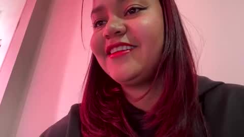 Snapshot of cata_bloom chatting on 12/22/25, 06:49 cata bloom online show from 12/22/25, 06:49