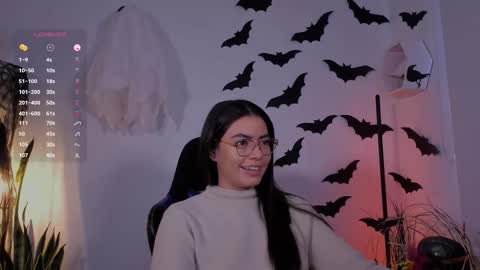 MACARENA online show from 10/22/25, 08:30