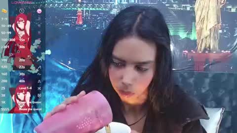 Snapshot of catalella_ar chatting on 07/22/26, 04:48 Queen Catalella online show from 07/22/26, 04:48