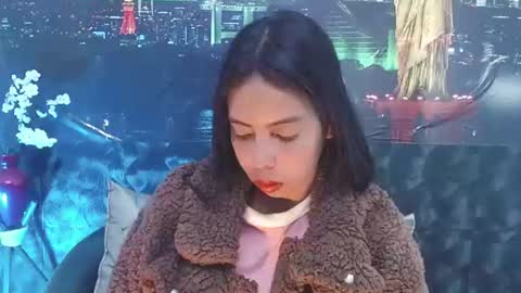 Snapshot of catalella_ar chatting on 07/25/26, 03:37 Queen Catalella online show from 07/25/26, 03:37