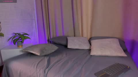 catalella_rouse online show from 04/21/26, 08:34