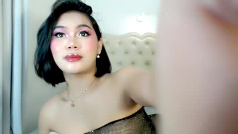 CatalenaX online show from 02/12/26, 09:54