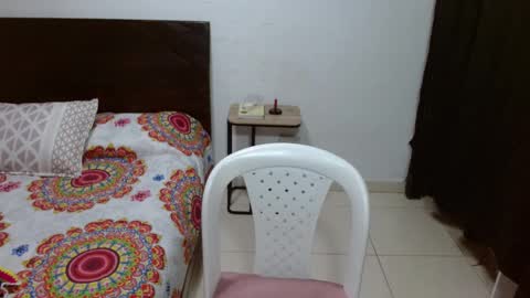 isabel online show from 12/18/24, 08:53