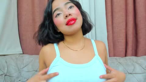 Snapshot of cataleya_bianchi chatting on 01/28/25, 02:32 Cataleya online show from 01/28/25, 02:32