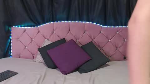 Cata Prins  online show from 02/11/26, 11:59