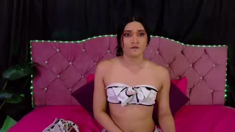 Cata Prins  online show from 04/18/26, 11:58