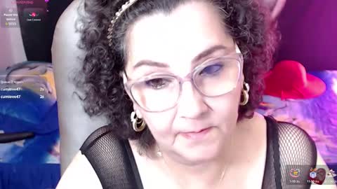 Snapshot of cataleya_mom_ chatting on 02/20/25, 05:44 cataleya online show from 02/20/25, 05:44
