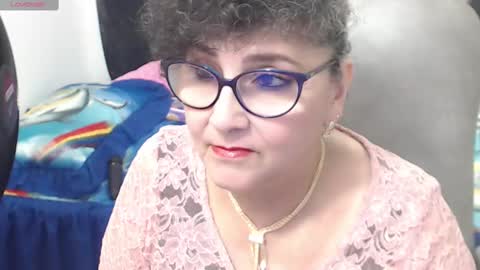 Snapshot of cataleya_mom_ chatting on 02/23/25, 04:28 cataleya online show from 02/23/25, 04:28