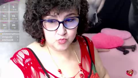 Snapshot of cataleya_mom_ chatting on 02/28/25, 03:37 cataleya online show from 02/28/25, 03:37