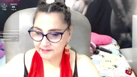 Snapshot of cataleya_mom_ chatting on 03/05/25, 08:10 cataleya online show from 03/05/25, 08:10