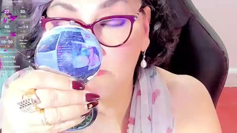 Snapshot of cataleya_mom_ chatting on 09/20/25, 05:03 cataleya online show from 09/20/25, 05:03