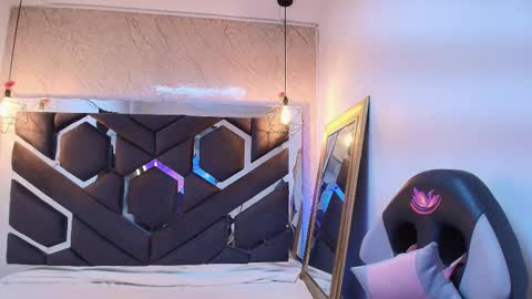 Cataleya online show from 11/19/25, 10:59