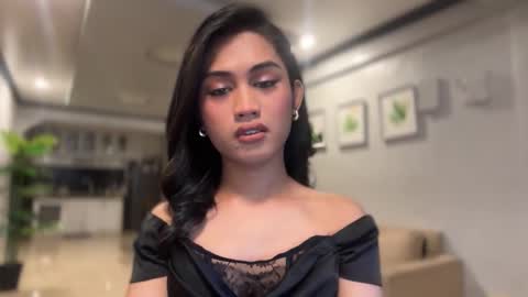 catalina2605 online show from 10/27/25, 06:45