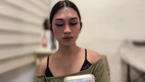 catalina2605 online show from 11/12/25, 07:57