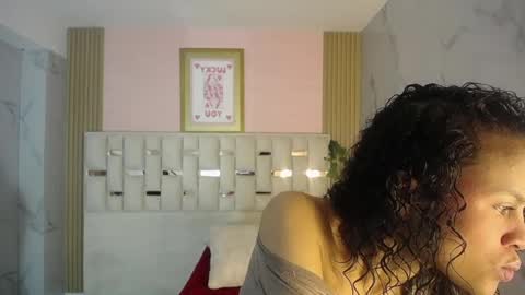 Catalina  online show from 04/07/26, 03:07