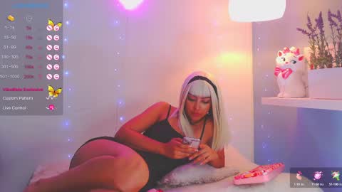 Snapshot of catalina__lovers chatting on 02/26/25, 07:49 Catalina lovers online show from 02/26/25, 07:49