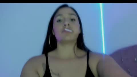 Snapshot of catalina_bustos chatting on 09/29/25, 09:52 Catalina bustos online show from 09/29/25, 09:52