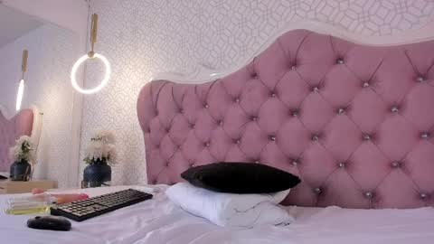 Catalina Carter online show from 04/18/26, 07:07