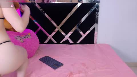 Catalina  online show from 04/21/26, 11:18