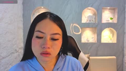 Snapshot of catalina_tx_ chatting on 02/09/26, 01:04 Online 800 to 1400 online show from 02/09/26, 01:04