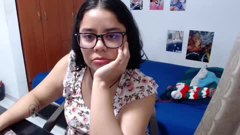 Snapshot of catalinaa_lovee chatting on 09/16/25, 12:55 catalinaa_lovee online show from 09/16/25, 12:55