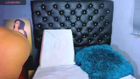 Snapshot of catalinamuss_ chatting on 06/25/26, 05:39 Catalina online show from 06/25/26, 05:39