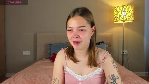 Snapshot of catanadick chatting on 09/25/25, 09:02 Pat online show from 09/25/25, 09:02