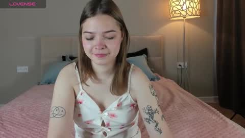 Snapshot of catanadick chatting on 10/18/25, 09:21 Pat online show from 10/18/25, 09:21