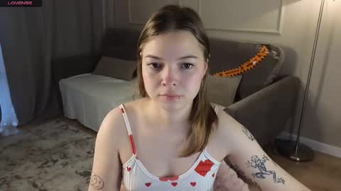 Snapshot of catanadick chatting on 11/15/25, 02:31 Pat online show from 11/15/25, 02:31